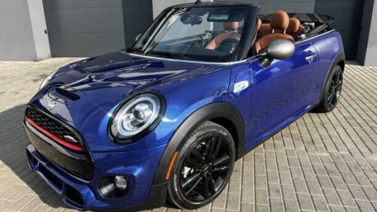 MINI Cabrio III Рестайлинг, 2019, пробег 67000 км MINI Cabrio III Рестайлинг, 2019, пробег 67000 км