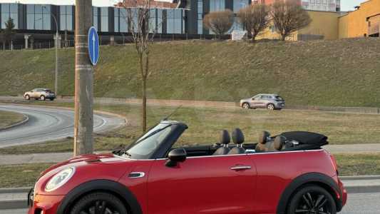 MINI Cabrio III Рестайлинг