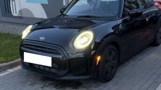 MINI Cooper F55, F56 2-й рестайлинг, 2021, пробег 33225 км MINI Cooper F55, F56 2-й рестайлинг, 2021, пробег 33225 км