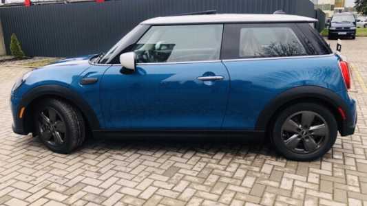 MINI Cooper F55, F56 2-й рестайлинг, 2021, пробег 55000 км MINI Cooper F55, F56 2-й рестайлинг, 2021, пробег 55000 км