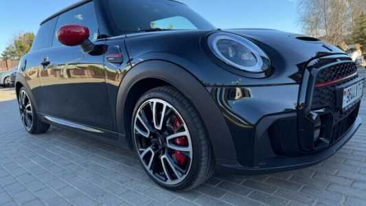 MINI Cooper F55, F56  2-й рестайлинг, 2023, пробег 5800 км