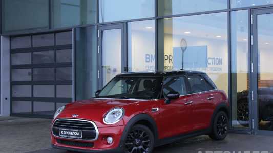 MINI Cooper F55, F56
