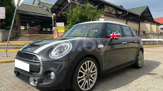MINI Cooper F55, F56