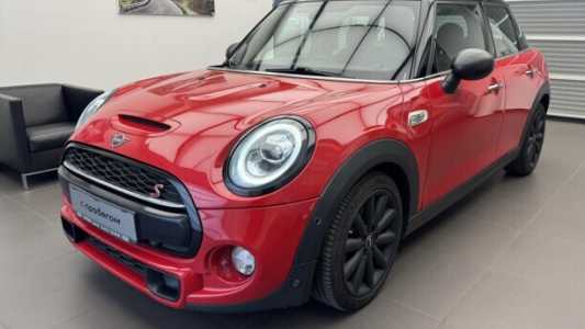 MINI Cooper F55, F56 Рестайлинг, 2018, пробег 150938 км MINI Cooper F55, F56 Рестайлинг, 2018, пробег 150938 км