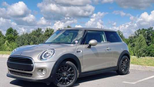 MINI Cooper F55, F56 Рестайлинг, 2019, пробег 50000 км MINI Cooper F55, F56 Рестайлинг, 2019, пробег 50000 км