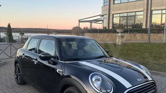 MINI Cooper F55, F56 Рестайлинг