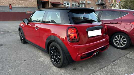 MINI Cooper F55, F56 Рестайлинг