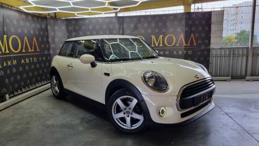 MINI Cooper F55, F56 Рестайлинг