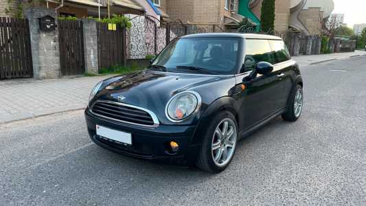 MINI Cooper R56