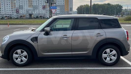 MINI Countryman F60