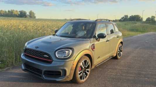 MINI Countryman F60  Рестайлинг, 2022, пробег 25000 км