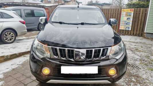 Mitsubishi L200 V