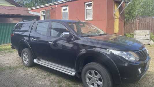 Mitsubishi L200 V