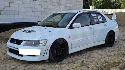 Mitsubishi Lancer Evolution IX