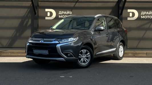 Mitsubishi Outlander III 2-й рестайлинг Mitsubishi Outlander III 2-й рестайлинг