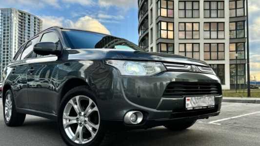 Mitsubishi Outlander III, 2014, пробег 280000 км