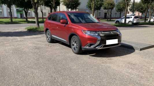 Mitsubishi Outlander III 3-й рестайлинг, 2018, пробег 99000 км Mitsubishi Outlander III 3-й рестайлинг, 2018, пробег 99000 км