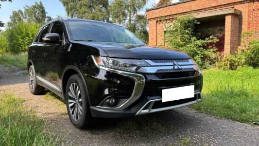 Mitsubishi Outlander III  3-й рестайлинг, 2019, пробег 238182 км