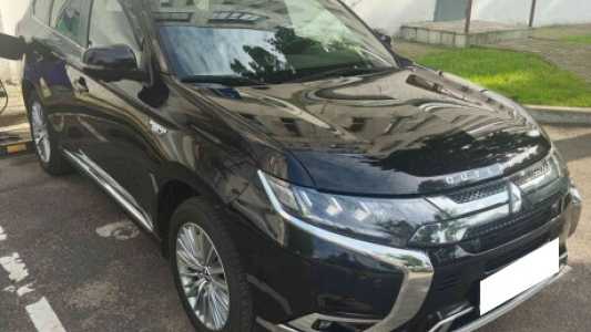 Mitsubishi Outlander III  3-й рестайлинг, 2019, пробег 62000 км