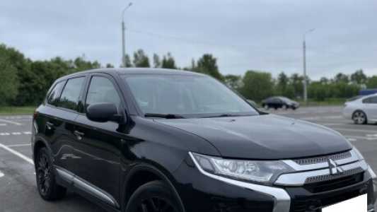 Mitsubishi Outlander III 3-й рестайлинг, 2020, пробег 130000 км Mitsubishi Outlander III 3-й рестайлинг, 2020, пробег 130000 км