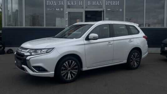 Mitsubishi Outlander III 3-й рестайлинг, 2022, пробег 1140 км Mitsubishi Outlander III 3-й рестайлинг, 2022, пробег 1140 км