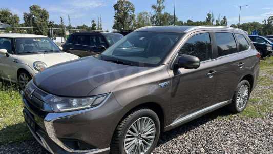 Mitsubishi Outlander III 3-й рестайлинг Mitsubishi Outlander III 3-й рестайлинг
