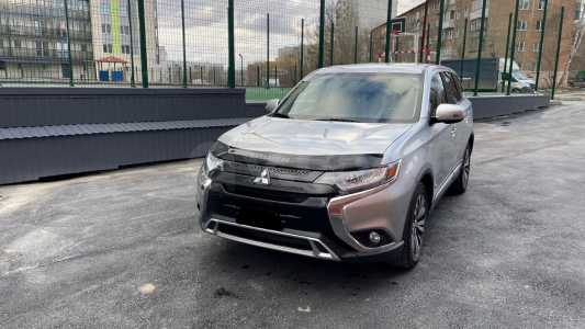 Mitsubishi Outlander III 3-й рестайлинг Mitsubishi Outlander III 3-й рестайлинг