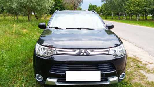 Mitsubishi Outlander III