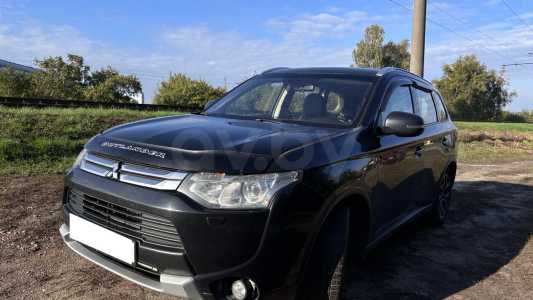 Mitsubishi Outlander III