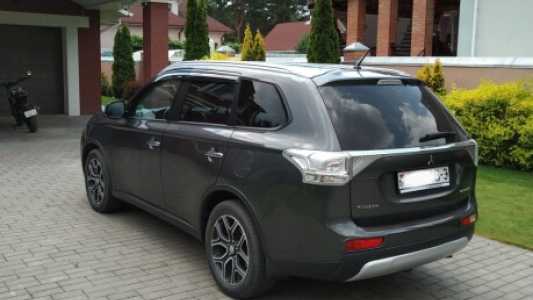 Mitsubishi Outlander III Рестайлинг