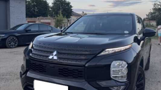Mitsubishi Outlander IV, 2022, пробег 38000 км Mitsubishi Outlander IV, 2022, пробег 38000 км