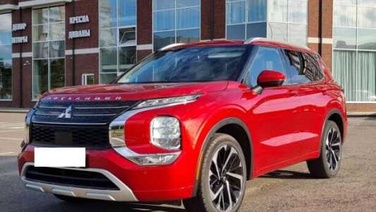 Mitsubishi Outlander IV, 2022, пробег 44500 км Mitsubishi Outlander IV, 2022, пробег 44500 км