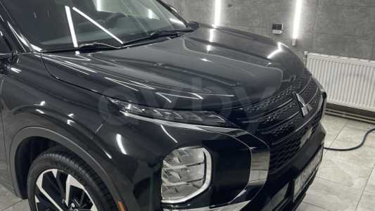 Mitsubishi Outlander IV