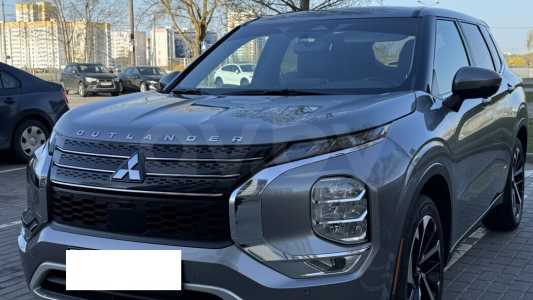 Mitsubishi Outlander IV