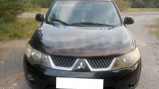 Mitsubishi Outlander XL