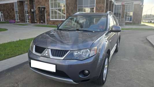 Mitsubishi Outlander XL