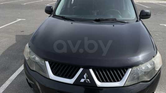 Mitsubishi Outlander XL