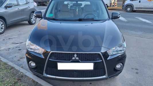 Mitsubishi Outlander XL Рестайлинг