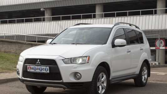 Mitsubishi Outlander XL Рестайлинг