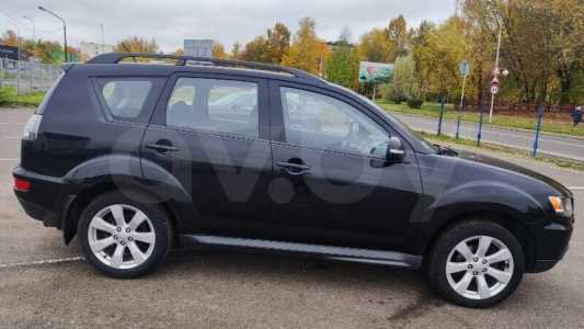 Mitsubishi Outlander XL Рестайлинг