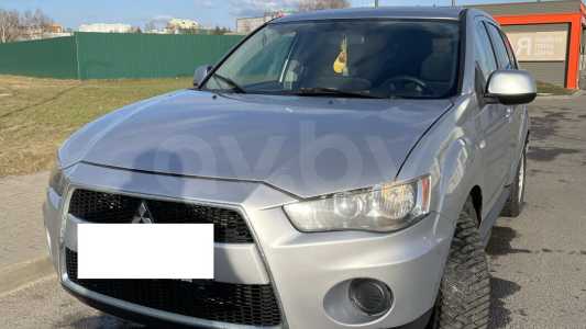 Mitsubishi Outlander XL Рестайлинг