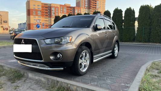 Mitsubishi Outlander XL Рестайлинг