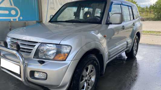 Mitsubishi Pajero III