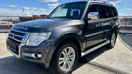 Mitsubishi Pajero IV  2-й рестайлинг, 2018, пробег 75000 км
