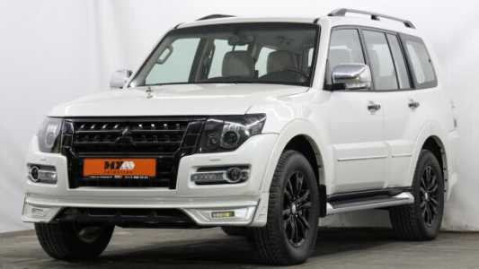 Mitsubishi Pajero IV 2-й рестайлинг, 2019, пробег 993 км Mitsubishi Pajero IV 2-й рестайлинг, 2019, пробег 993 км