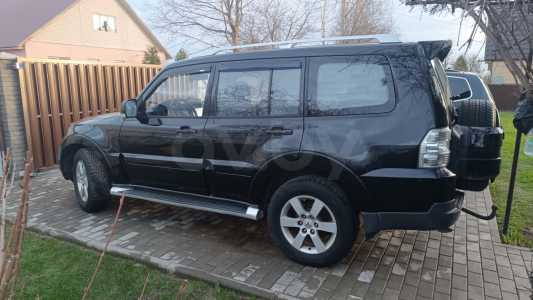 Mitsubishi Pajero IV