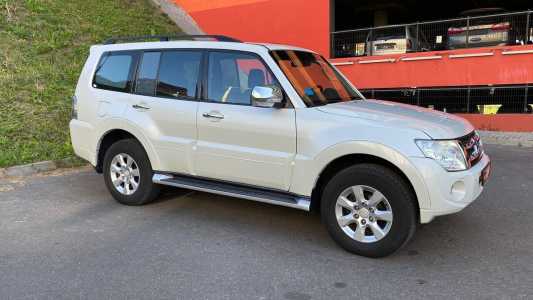 Mitsubishi Pajero IV Рестайлинг