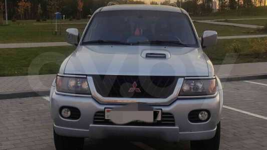 Mitsubishi Pajero Sport I