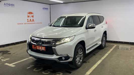 Mitsubishi Pajero Sport III