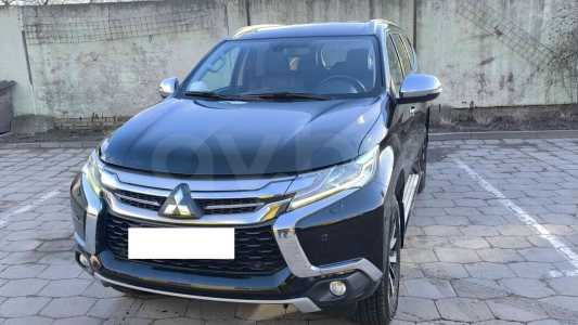 Mitsubishi Pajero Sport III